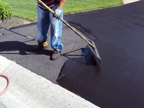 Asphalt Sealcoating
